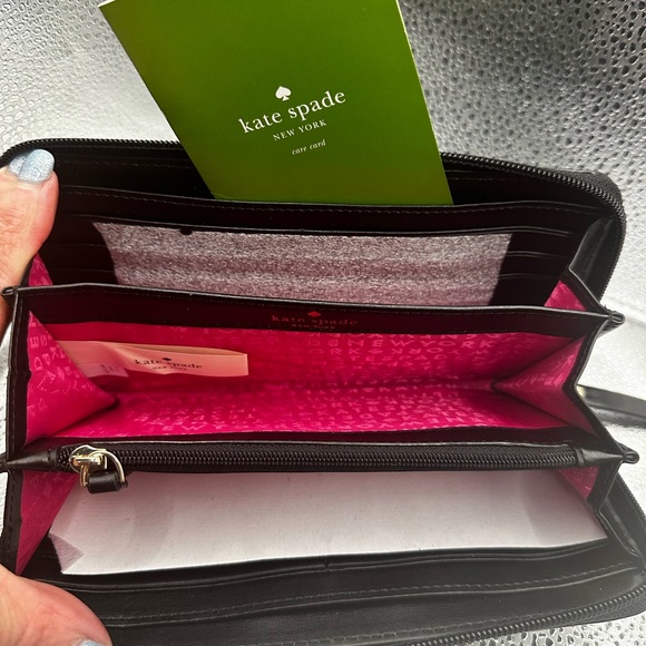 Kate Spade  Black Wallet New with tag - Picture 6 of 10